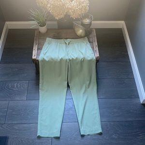 NWOT GAP Easy Pant size small